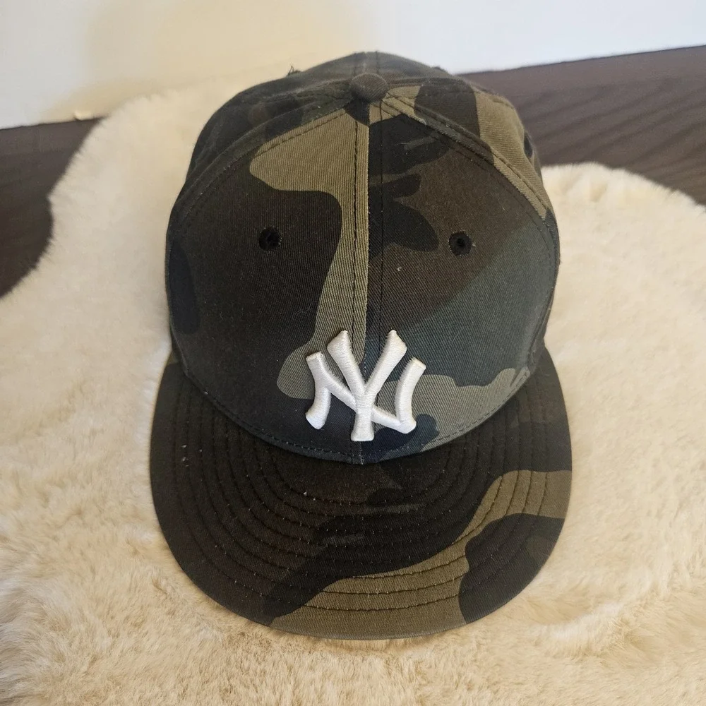 New Era 59FIFTY New York Yankees Fitted Hat 7¾ Woodland Camo MLB Baseball Cap
